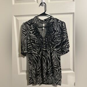 Gray and black blouse